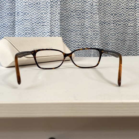 Michael Kors Glasses - Picture 5 of 6